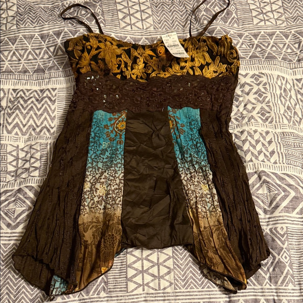 Tailor B. Moss Brown and Cream Top